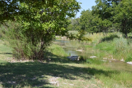 River Front Home With Outdoor Pavilion On 7 Acres In West Tx - image 18