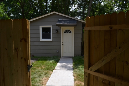 Home For Sale In Downtown Franklin, TN - image 8
