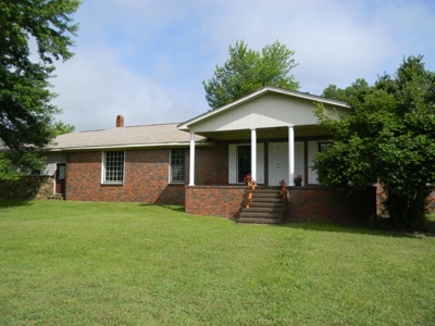 Auction 2600 SF House on 1.8 Acre Leemon Rd Falkville, AL - image 2