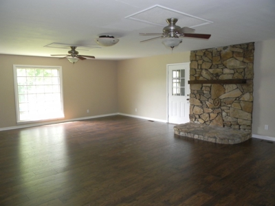Auction 2600 SF House on 1.8 Acre Leemon Rd Falkville, AL - image 15