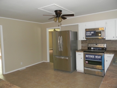 Auction 2600 SF House on 1.8 Acre Leemon Rd Falkville, AL - image 9