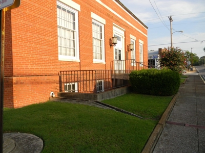 Former Post Office Hartselle, Alabama Online Only Auction - image 10