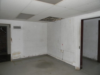 Former Post Office Hartselle, Alabama Online Only Auction - image 36