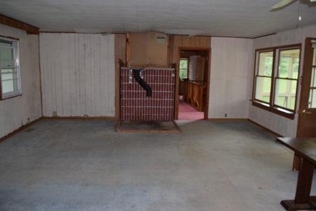 Country Home with Acreage for Sale at Auction in VA! - image 19