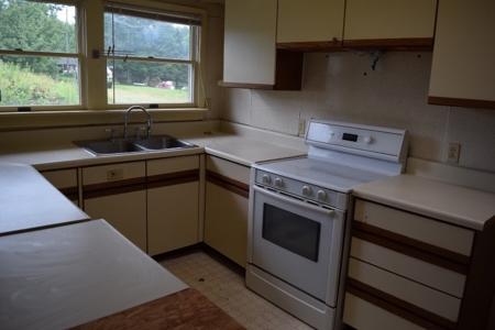 Country Home with Acreage for Sale at Auction in VA! - image 20