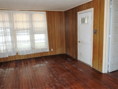 Criss Real Estate Auction - image 19
