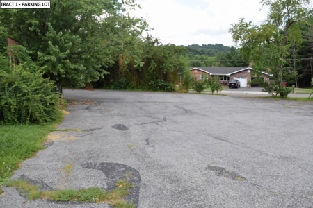 Parking Lot for Sale at Auction in the Town of Floyd VA! - image 4