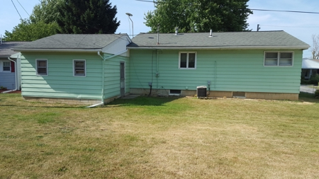 2BR efficient home w/ modern conveniences - image 4