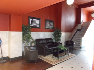 Commercial Office Space & Apartments in Miami, Oklahoma - image 8