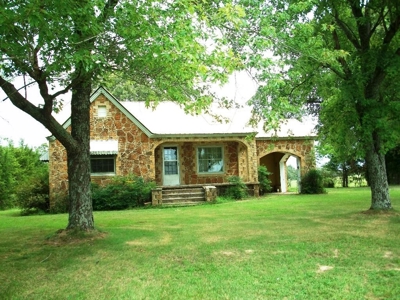 Home & 5 Acres In Izard County Ar Built 1950'S For Sale - image 3