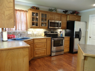 Holly Lake Ranch Texas Gated Home For Sale - image 15