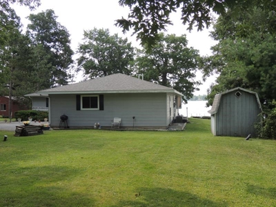 3 Bedroom Home on Lake Mason Briggsville, WI - image 2