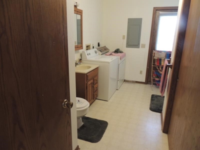 3 Bedroom Home on Lake Mason Briggsville, WI - image 12