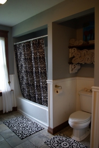 Carlinville County Home Estate For Sale with Acreage - image 34