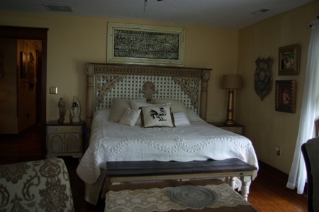 Carlinville County Home Estate For Sale with Acreage - image 36