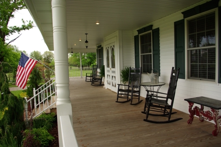 Carlinville County Home Estate For Sale with Acreage - image 10