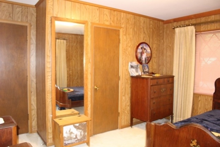 Acreage with Home in Ponca Hills - image 7