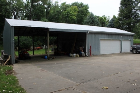 Acreage with Home in Ponca Hills - image 33