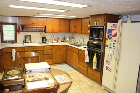 Acreage with Home in Ponca Hills - image 30