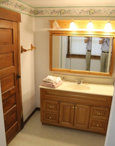 Charming 1 1/2 Sty 3 Bd. Home at Auction in Yates Center, KS - image 6