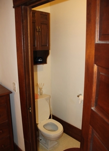 Charming 1 1/2 Sty 3 Bd. Home at Auction in Yates Center, KS - image 2