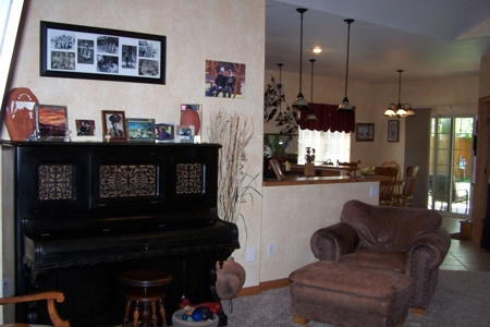 Salida Colorado Home in Town near Historic Downtown For Sale - image 3