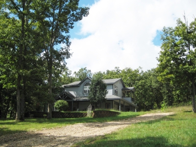 Country Home For Sale in Missouri!  60 Acres With Big House! - image 2