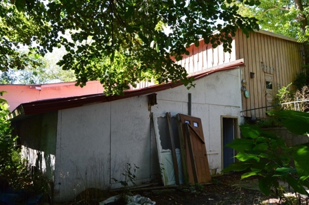 Hustisford WI waterfront home sold at auction - image 22