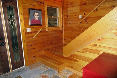 Spectacular Ohio Log Home, 100 Acres, Free Gas & Ogm Rights - image 2