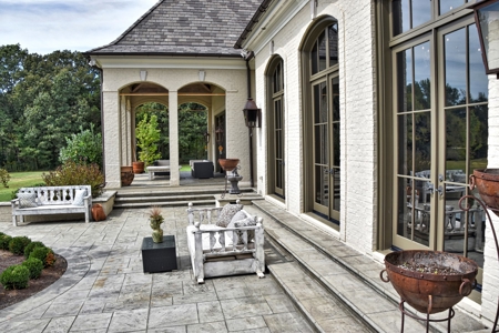 Waterfront Home For Sale in Jackson TN, 40 acres - image 11