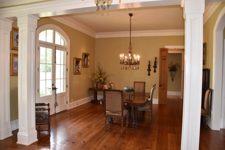 Waterfront Home For Sale in Jackson TN, 40 acres - image 23
