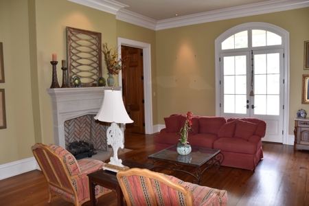 Waterfront Home For Sale in Jackson TN, 40 acres - image 26