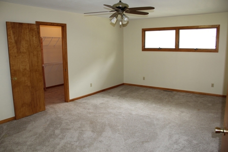 106 South Pine Stonington Illinois Online Auction - image 37