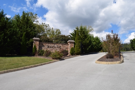 East Tenn Lot For Sale At Auction Lakefront Subdivision - image 24
