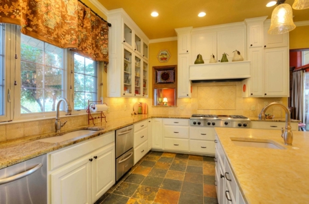 Luxury Hill Country Estate For Sale Kerrville TX - Views - image 10