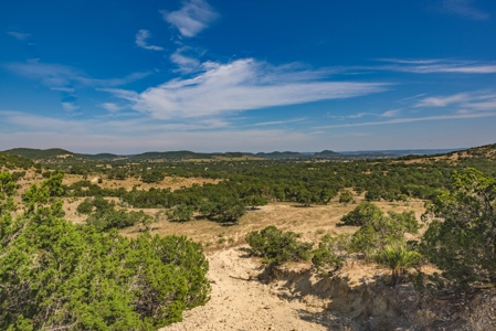 Live Water Hunting Ranch For Sale in Bandera County Texas - image 15