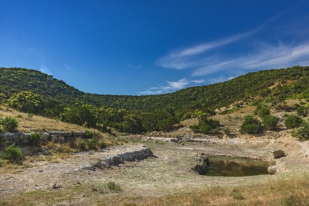 Live Water Hunting Ranch For Sale in Bandera County Texas - image 12