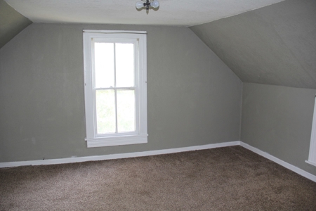 Nice 4 Bedroom Home at Absolute Auction in Emporia, Kansas - image 22