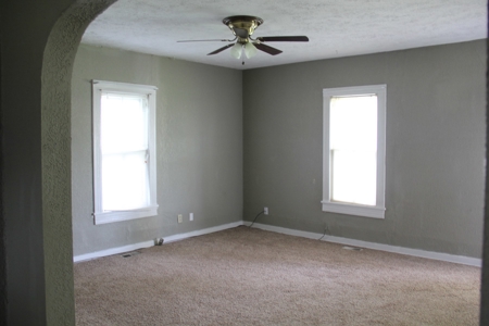 Nice 4 Bedroom Home at Absolute Auction in Emporia, Kansas - image 12
