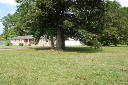 Brick Ranch home for sale at auction on .62 acre lot - image 9