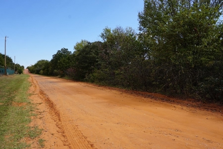 Logan Co. Country Acreage ON LINE ONLY Auction - image 3