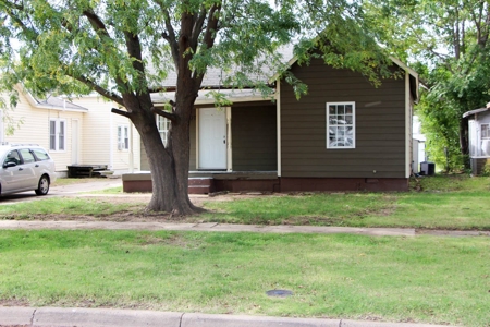 Lot #7 - 2017 N. 7th St. in Salina, KS - Rental Property - image 1