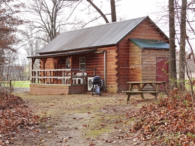 Income Producing Cabins - image 12