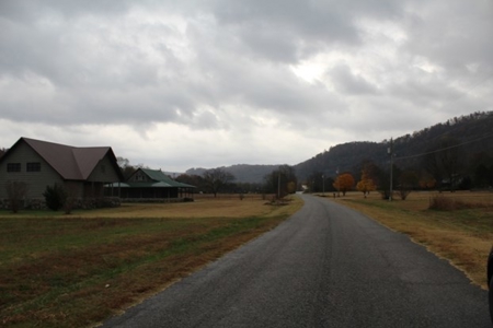 Interior Building Lot In White River Subdivision - image 4