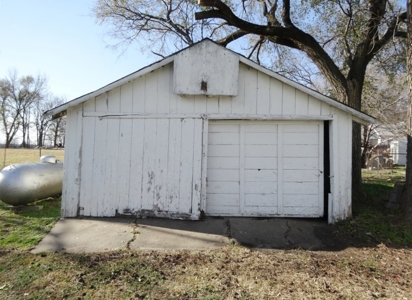 Minimum Opening Bid Real Estate Auction in Meriden, KS - image 7