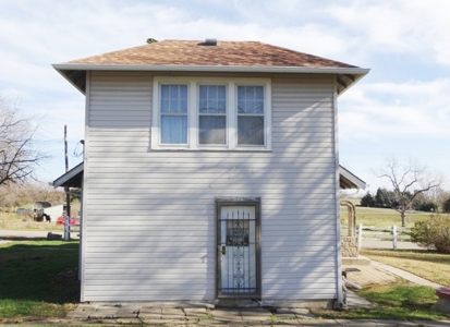 Minimum Opening Bid Real Estate Auction in Meriden, KS - image 9