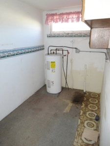 Minimum Opening Bid Real Estate Auction in Meriden, KS - image 24