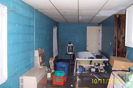 Hemlock Built Home with Free Gas 12 Ac. m/l - image 18