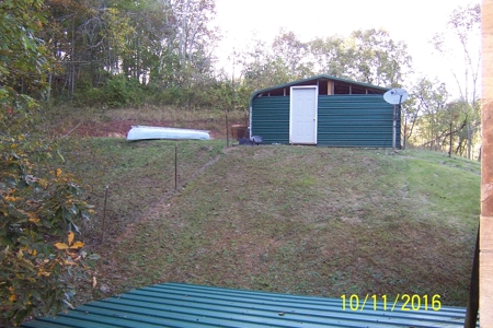 Hemlock Built Home with Free Gas 12 Ac. m/l - image 5