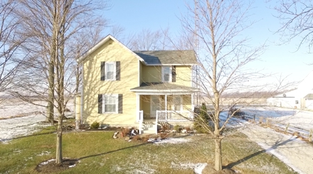 Nice Country Home and Farm Land for Auction - image 2